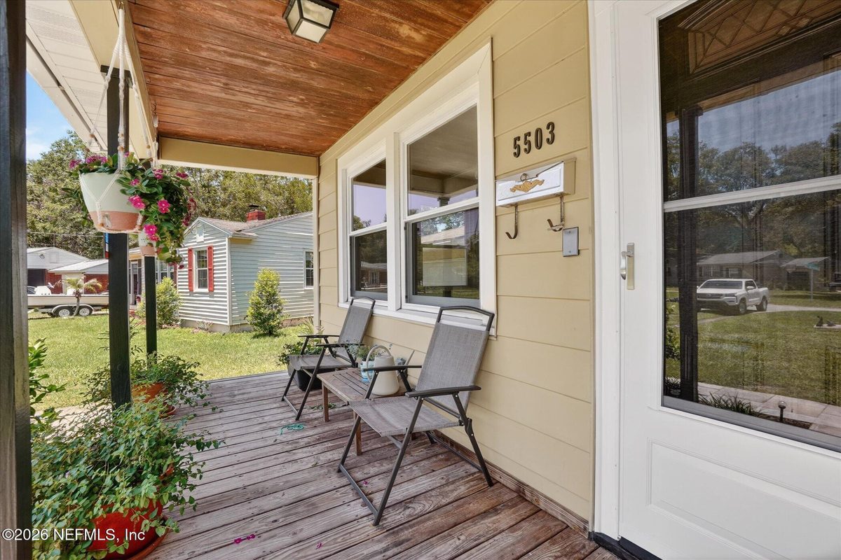 Listing photo of 5503 Lakewood Circle E, Jacksonville 32207